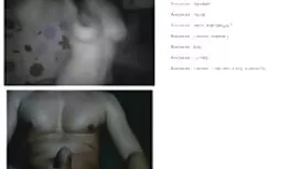 Pallolla kasvava naa ...