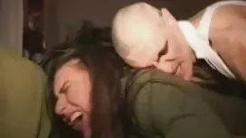 Seksiä juhlissa kolm ...