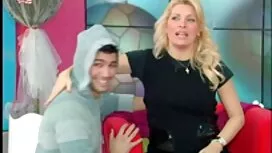 Angela sisään vaalea ...